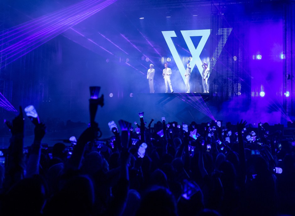 WINNER_CROSSTOUR_JKT_1