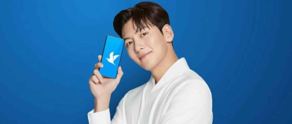 Aktor Korea Selatan Ji Changwook ditunjuk menjadi Brand Ambassador Traveloka